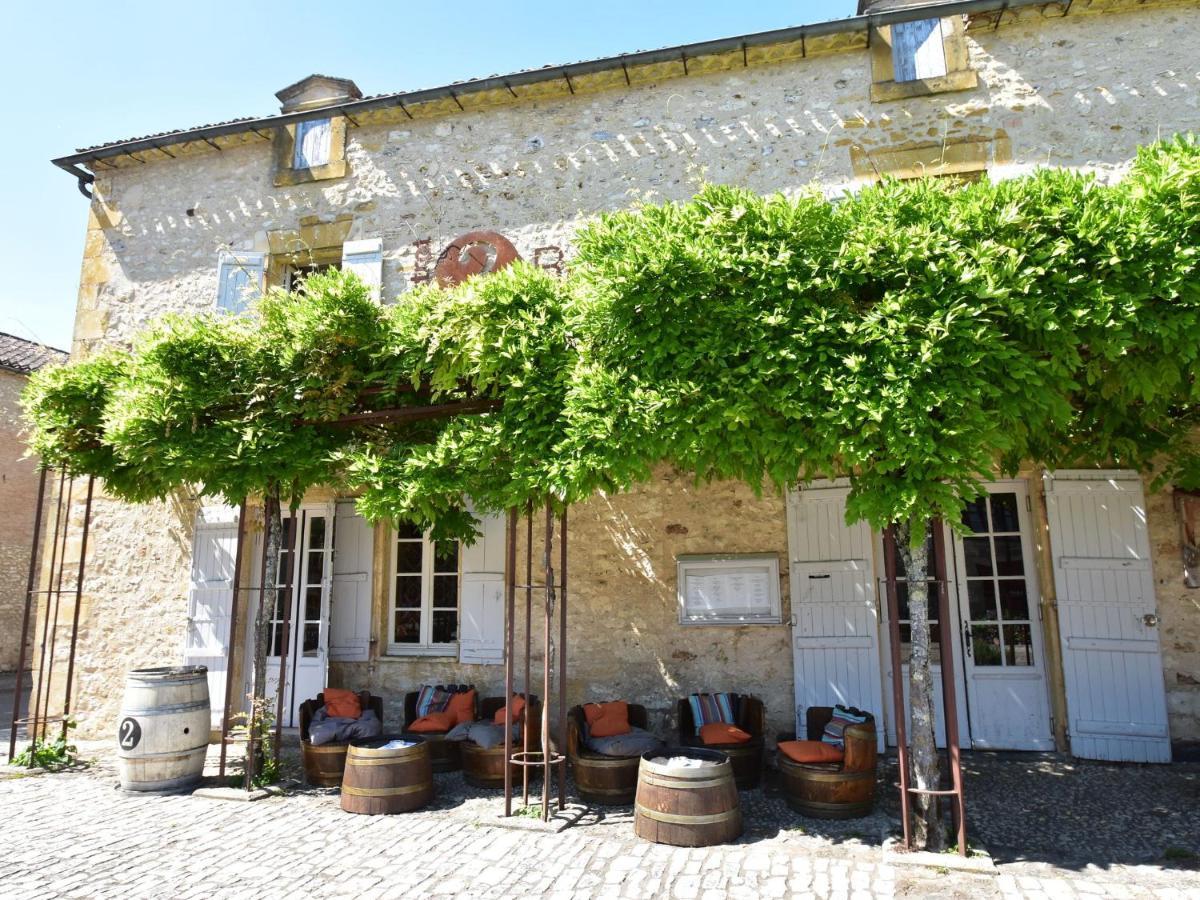 Cosy Holiday Home In Lantheuil With Garden Villefranche-du-Perigord Exterior photo