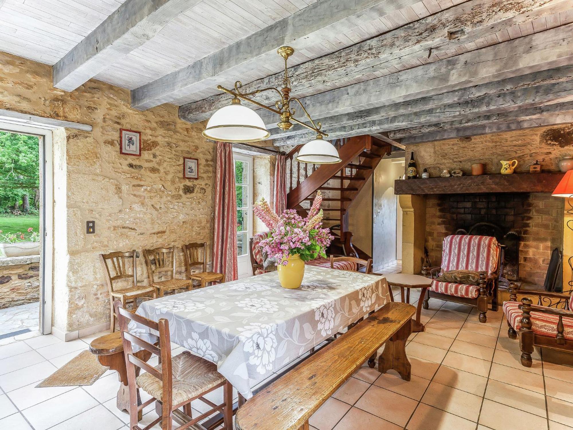 Cosy Holiday Home In Lantheuil With Garden Villefranche-du-Perigord Exterior photo